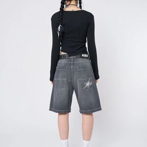 Naida Star Black Jorts